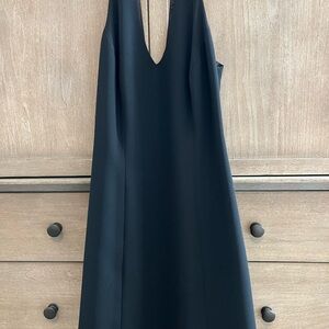 Elegant Black Sleeveless Dress